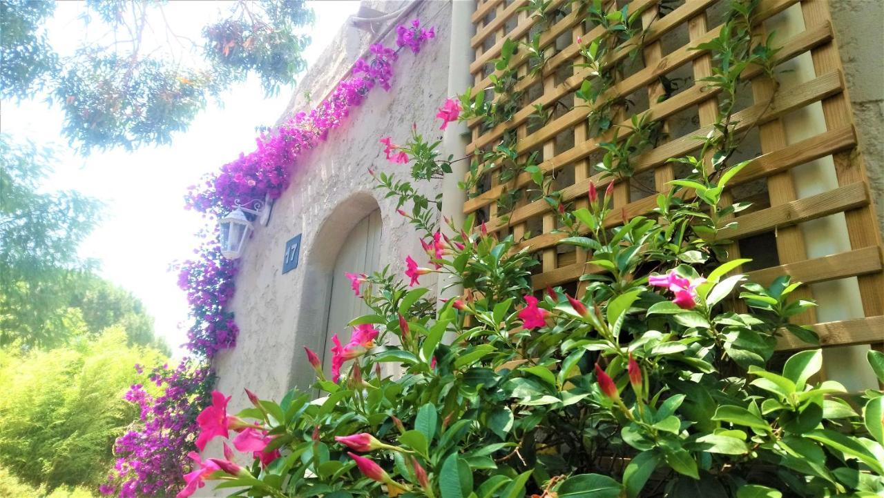 Hotel Les Jardins De Bormes, Sauna & Jacuzzi Luaran gambar