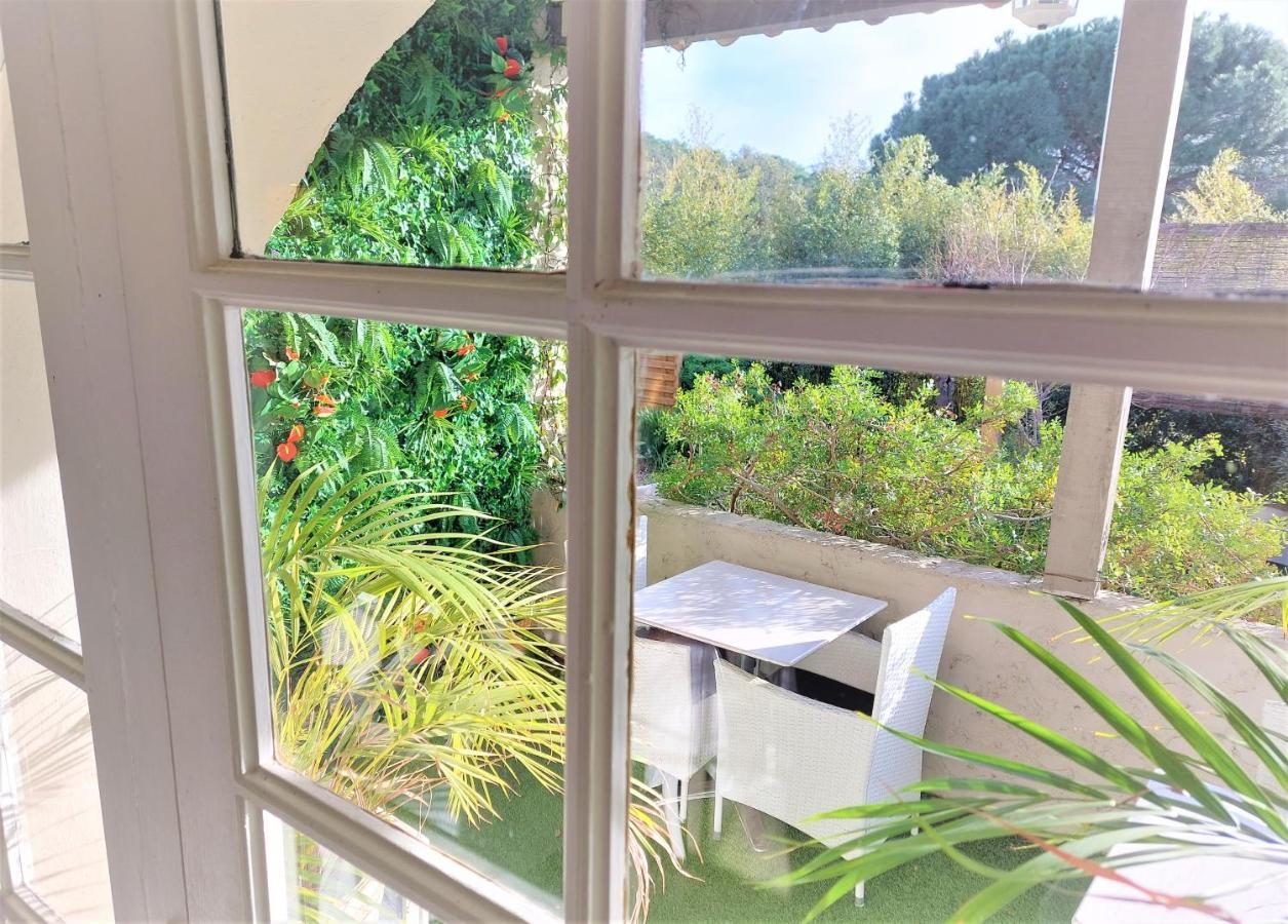 Hotel Les Jardins De Bormes, Sauna & Jacuzzi Luaran gambar