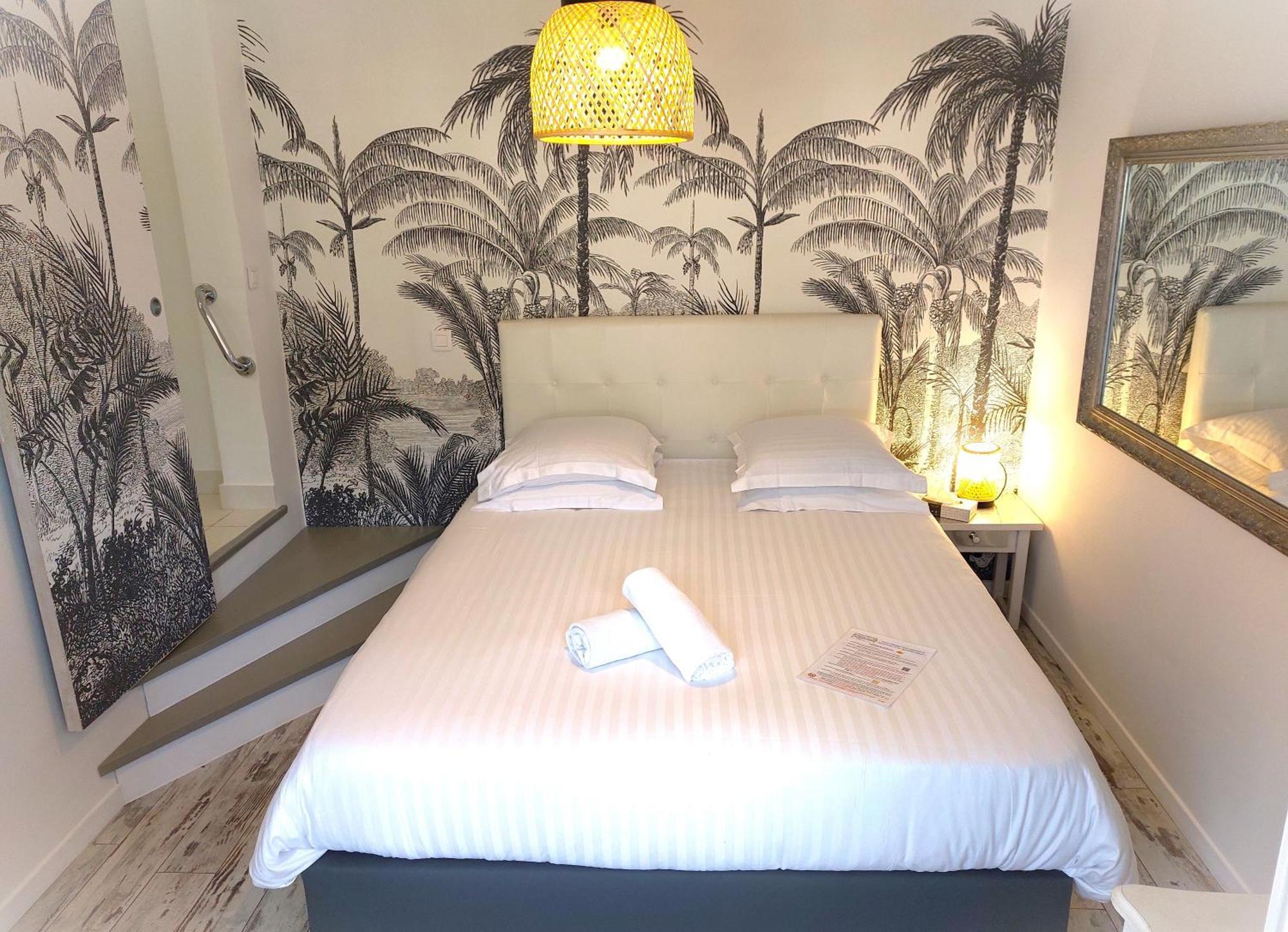 Hotel Les Jardins De Bormes, Sauna & Jacuzzi Bilik gambar