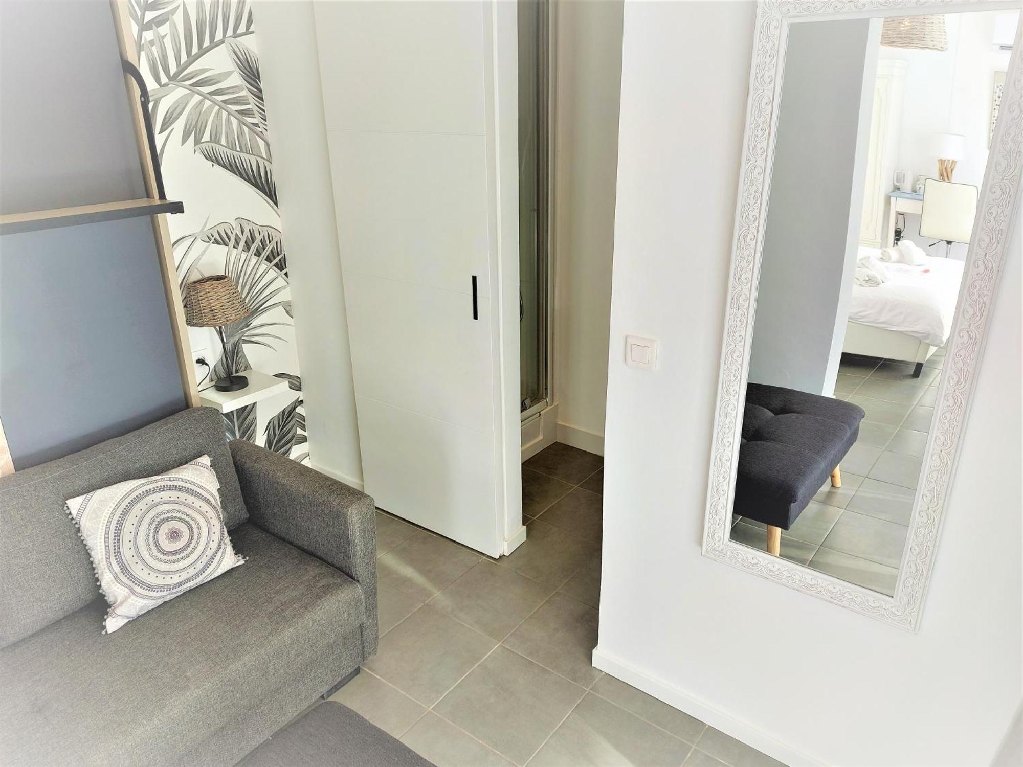 Hotel Les Jardins De Bormes, Sauna & Jacuzzi Bilik gambar