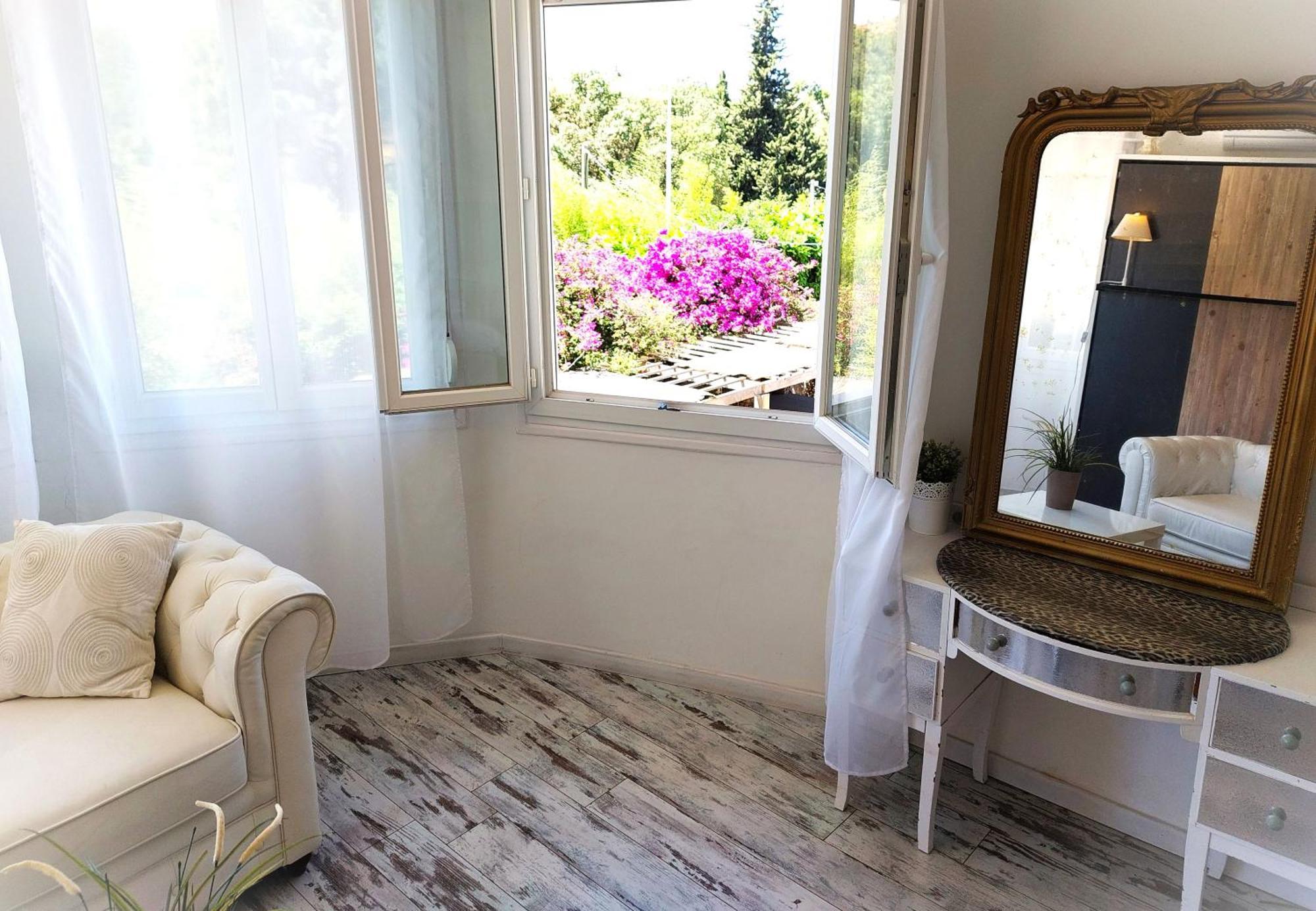 Hotel Les Jardins De Bormes, Sauna & Jacuzzi Bilik gambar