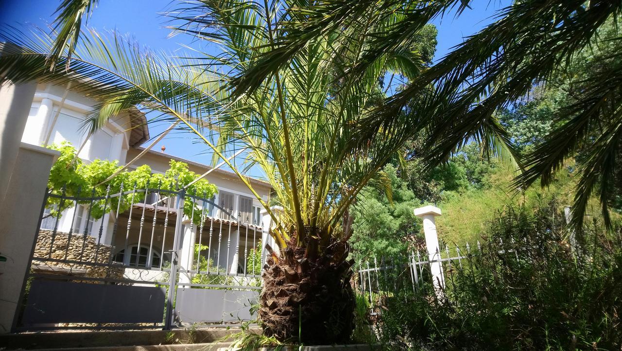 Hotel Les Jardins De Bormes, Sauna & Jacuzzi Luaran gambar